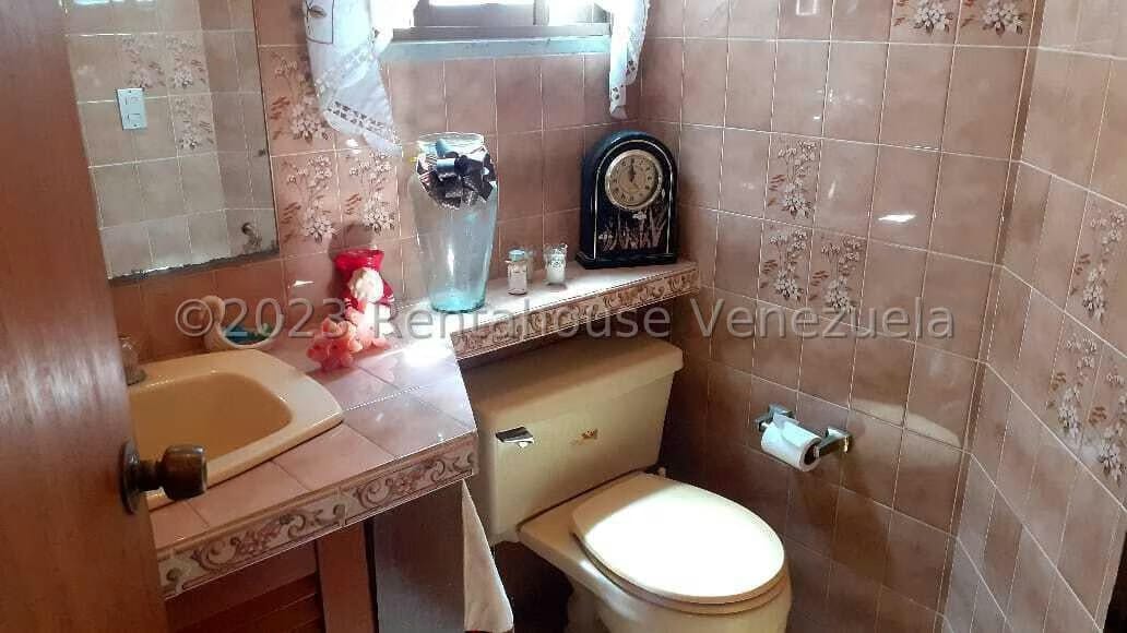 Casa (Multipes Niveles) en Venta en Sorocaima, Distrito Metropolitano - 64