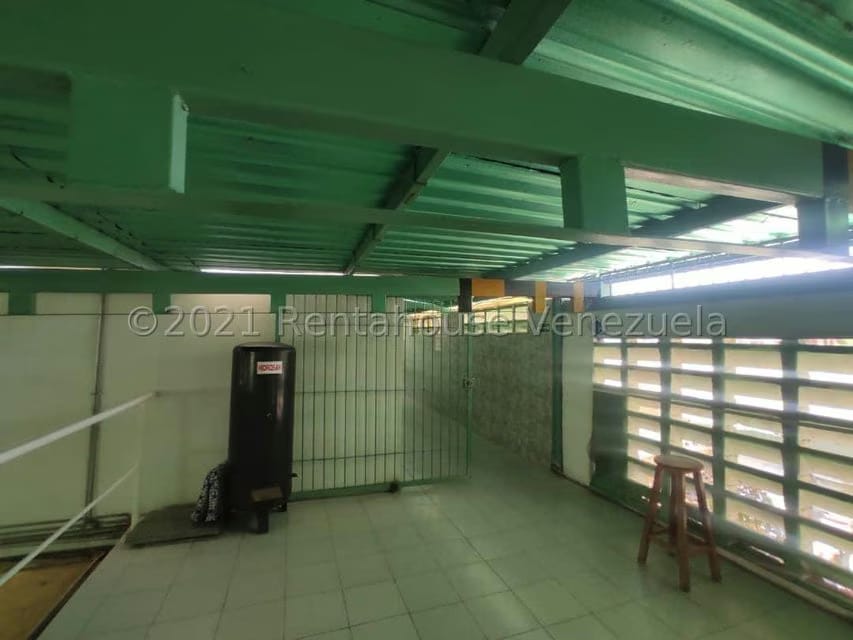 Comercial (Galpon - Deposito) en Venta en Urbanizacion Las Rosas, Aragua - 12