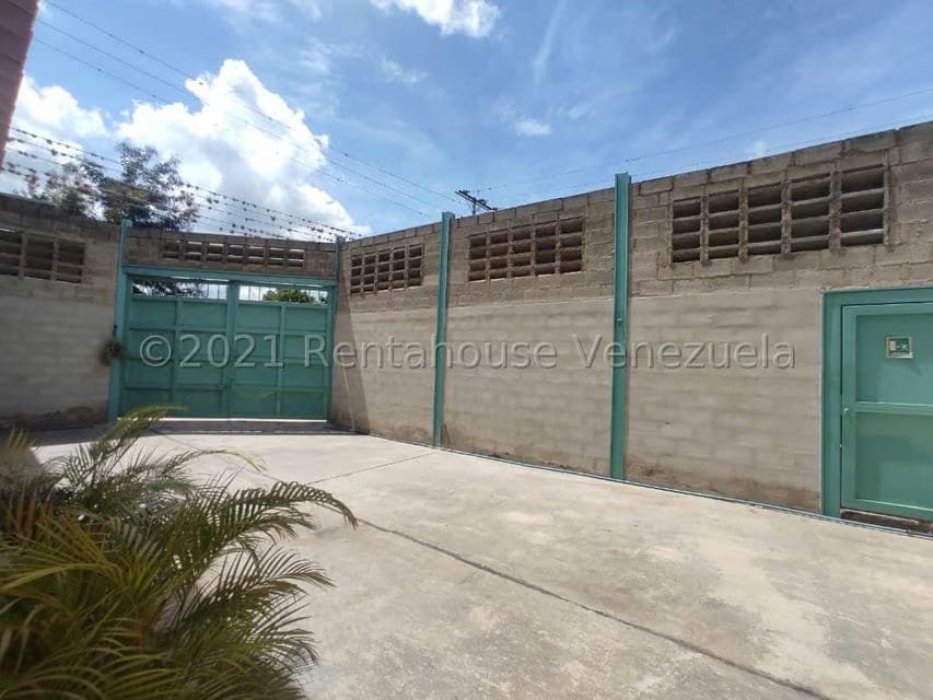 Comercial (Galpon - Deposito) en Venta en Urbanizacion Las Rosas, Aragua - 17