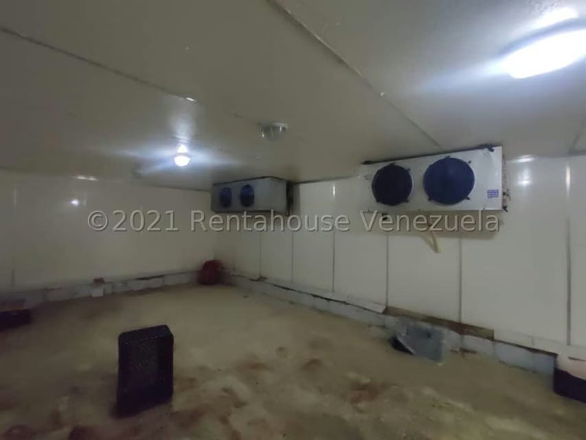 Comercial (Galpon - Deposito) en Venta en Urbanizacion Las Rosas, Aragua - 21