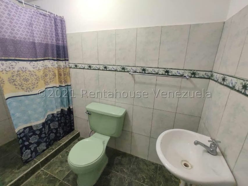 Comercial (Galpon - Deposito) en Venta en Urbanizacion Las Rosas, Aragua - 37