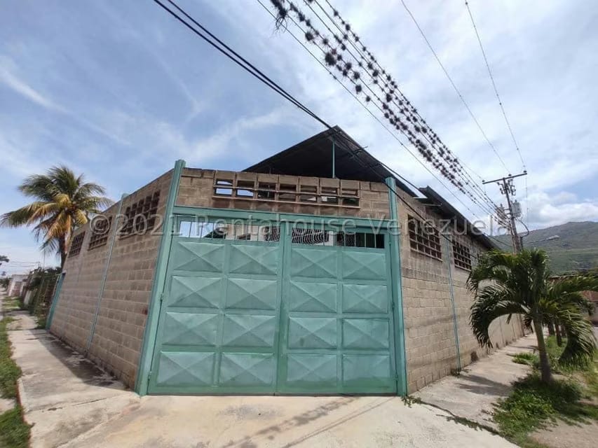 Comercial (Galpon - Deposito) en Venta en Urbanizacion Las Rosas, Aragua - 40