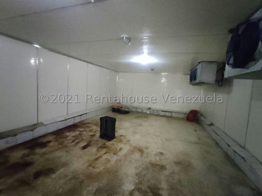 Comercial (Galpon - Deposito) en Venta en Urbanizacion Las Rosas, Aragua - 7