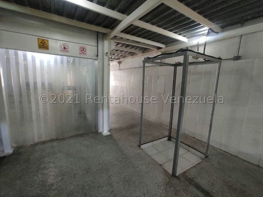 Comercial (Galpon - Deposito) en Venta en Urbanizacion Las Rosas, Aragua - 8