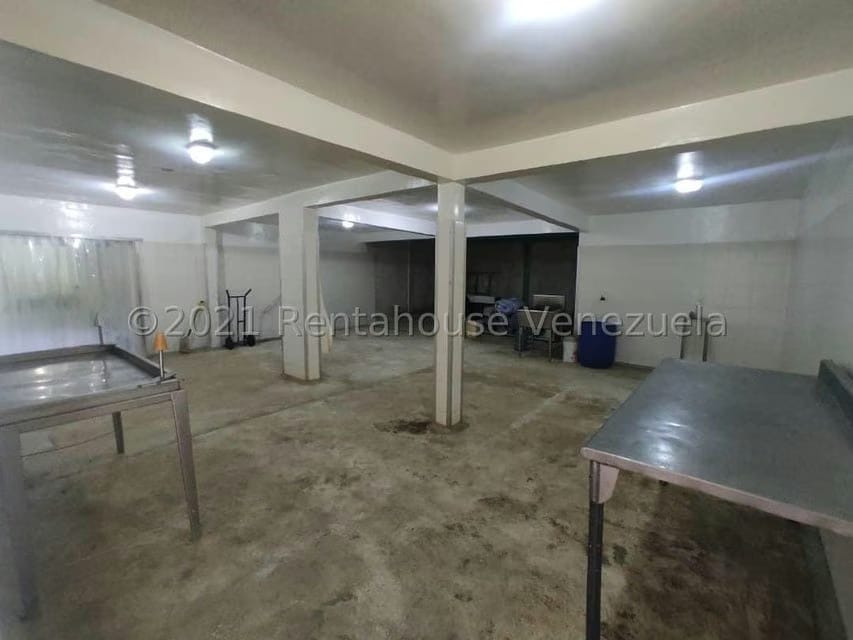 Comercial (Galpon - Deposito) en Venta en Urbanizacion Las Rosas, Aragua - 10