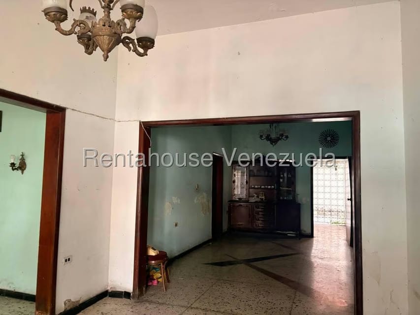 Casa (1 Nivel) en Venta en Centro, Lara - 11