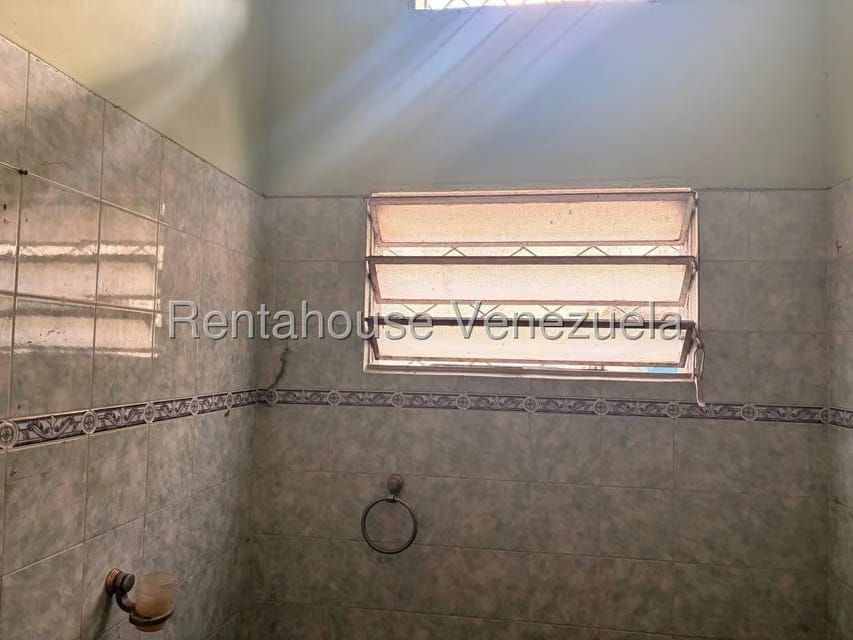 Casa (1 Nivel) en Venta en Centro, Lara - 19