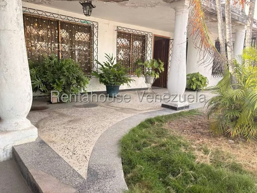 Casa (1 Nivel) en Venta en Centro, Lara - 3