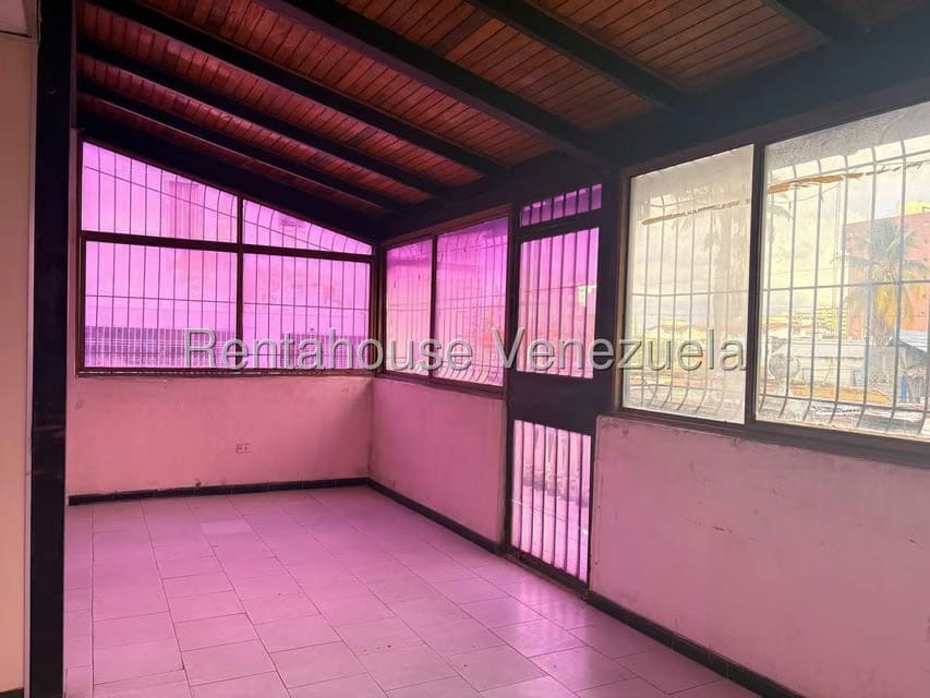 Casa (1 Nivel) en Venta en Centro, Lara - 27