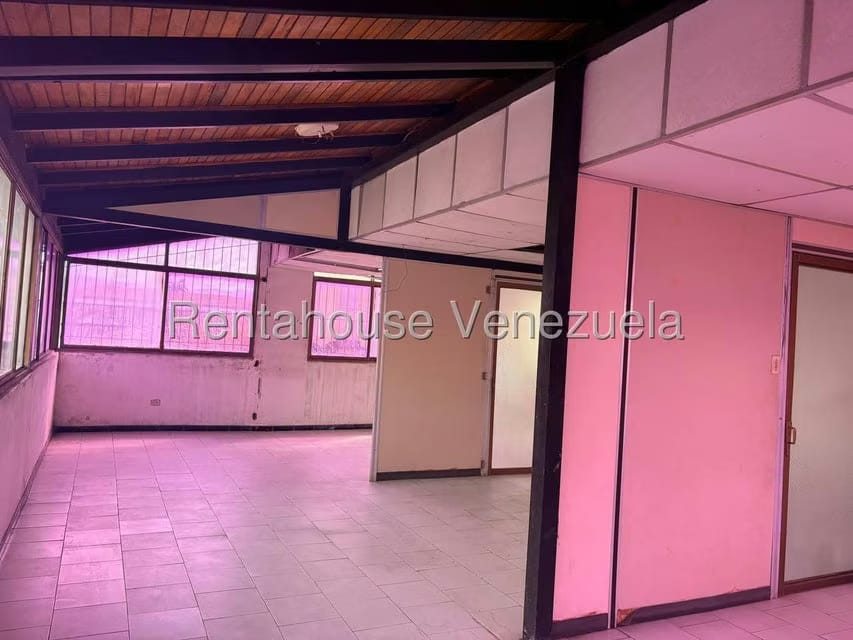 Casa (1 Nivel) en Venta en Centro, Lara - 28