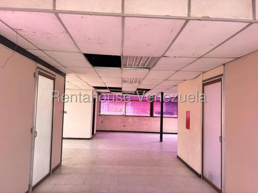 Casa (1 Nivel) en Venta en Centro, Lara - 30