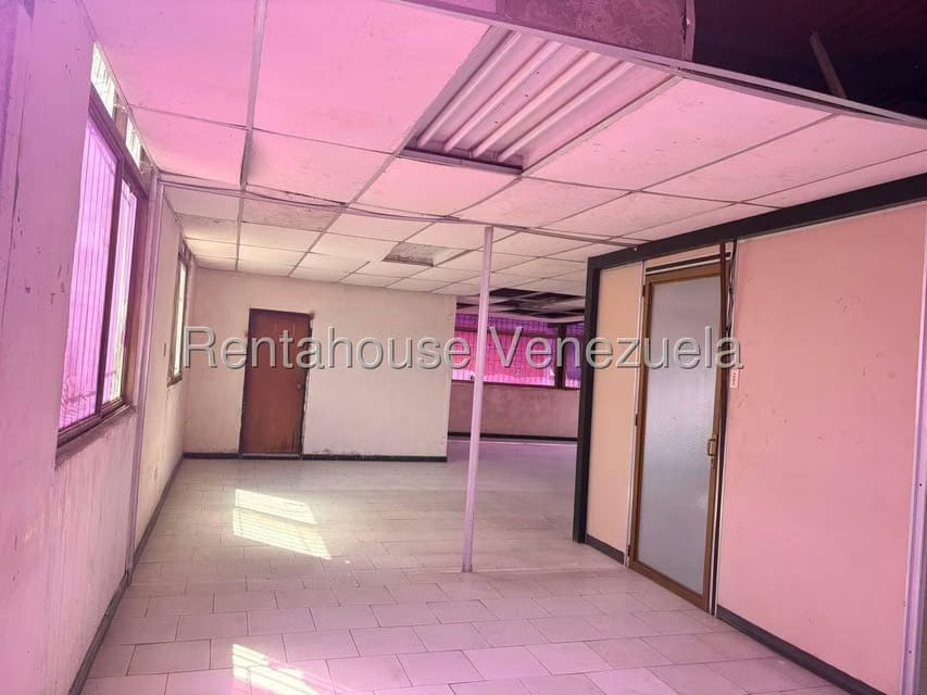 Casa (1 Nivel) en Venta en Centro, Lara - 40