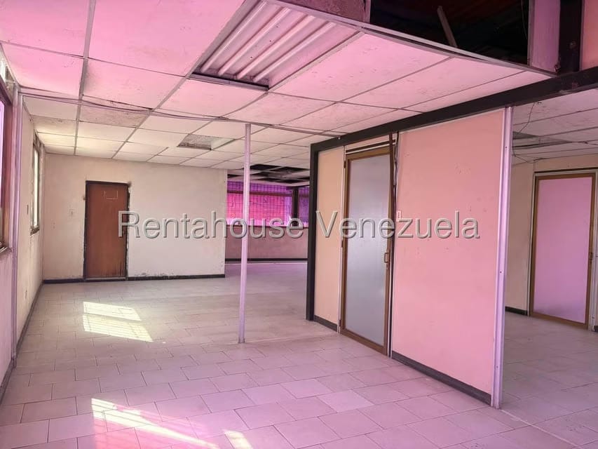 Casa (1 Nivel) en Venta en Centro, Lara - 41