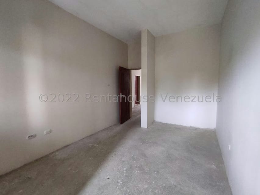 Comercial (Local Comercial) en Venta en Centro, Aragua - 76