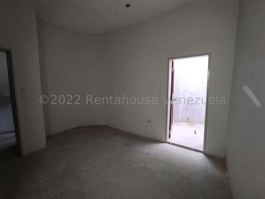 Comercial (Local Comercial) en Venta en Centro, Aragua - 82
