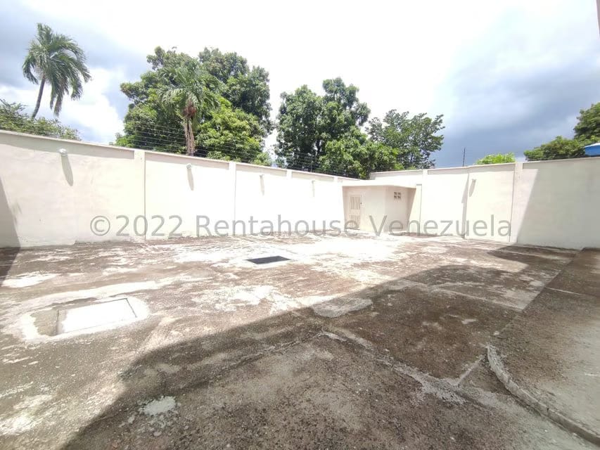 Comercial (Local Comercial) en Venta en Centro, Aragua - 97