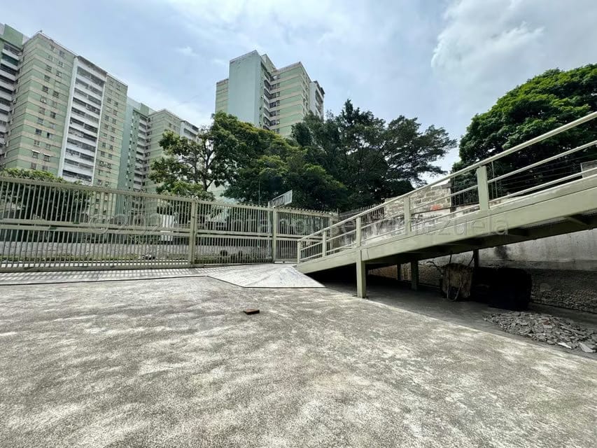 Comercial (Local Comercial) en Venta en El Paraiso, Distrito Metropolitano - 15