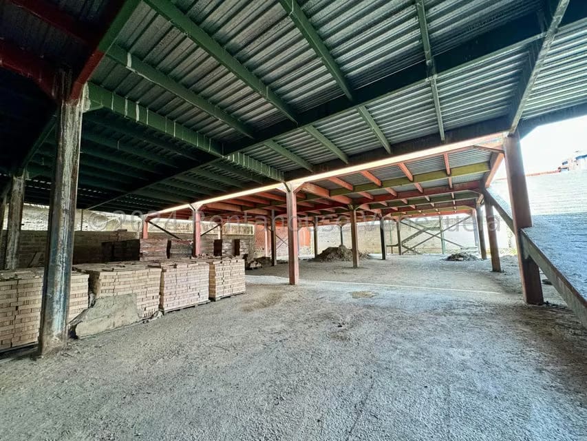 Comercial (Local Comercial) en Venta en El Paraiso, Distrito Metropolitano - 4