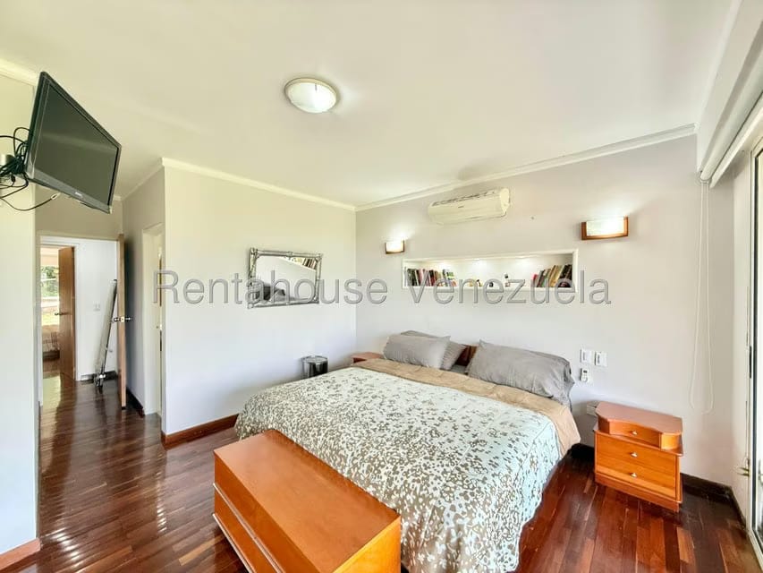 Apartamento (Duplex) en Venta en El Hatillo, Distrito Metropolitano - 13