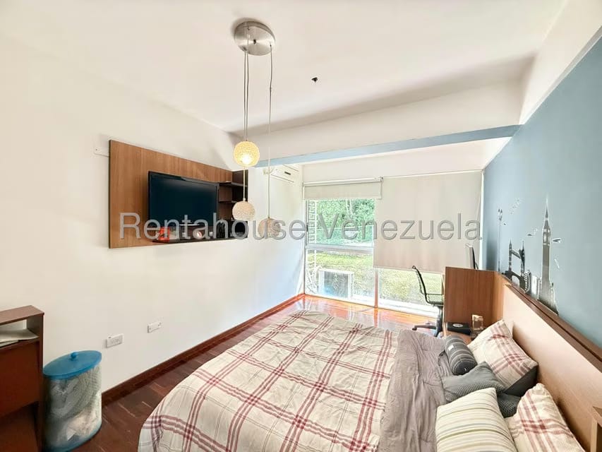 Apartamento (Duplex) en Venta en El Hatillo, Distrito Metropolitano - 23
