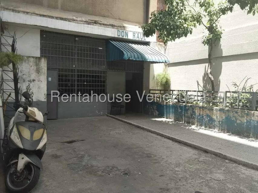 Comercial (Local Comercial) en Venta en Parroquia Altagracia, Distrito Metropolitano - 2