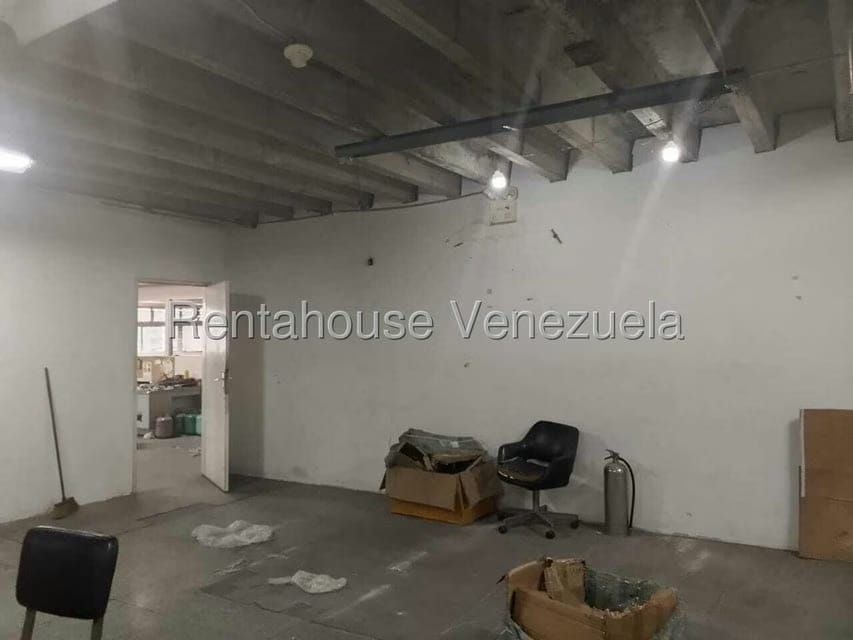Comercial (Local Comercial) en Venta en Parroquia Altagracia, Distrito Metropolitano - 11