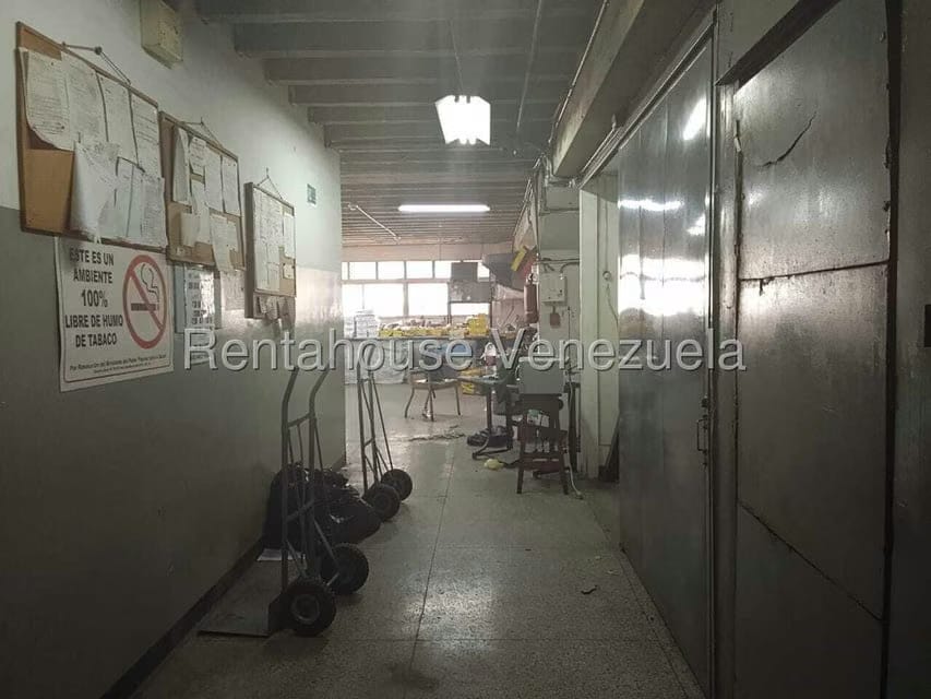 Comercial (Local Comercial) en Venta en Parroquia Altagracia, Distrito Metropolitano - 16