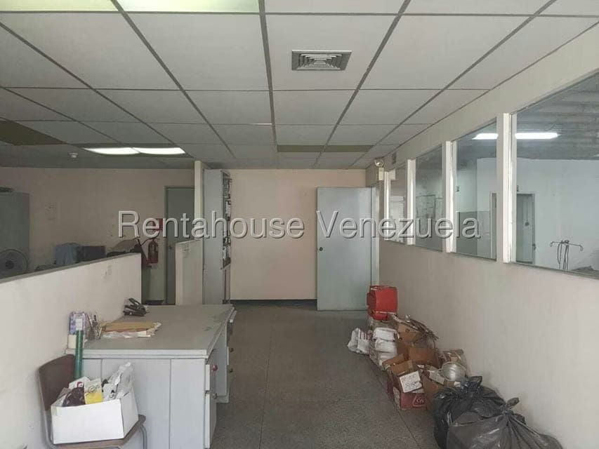 Comercial (Local Comercial) en Venta en Parroquia Altagracia, Distrito Metropolitano - 23