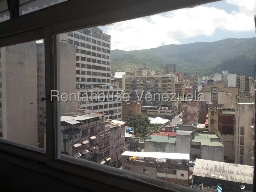 Comercial (Local Comercial) en Venta en Parroquia Altagracia, Distrito Metropolitano - 33