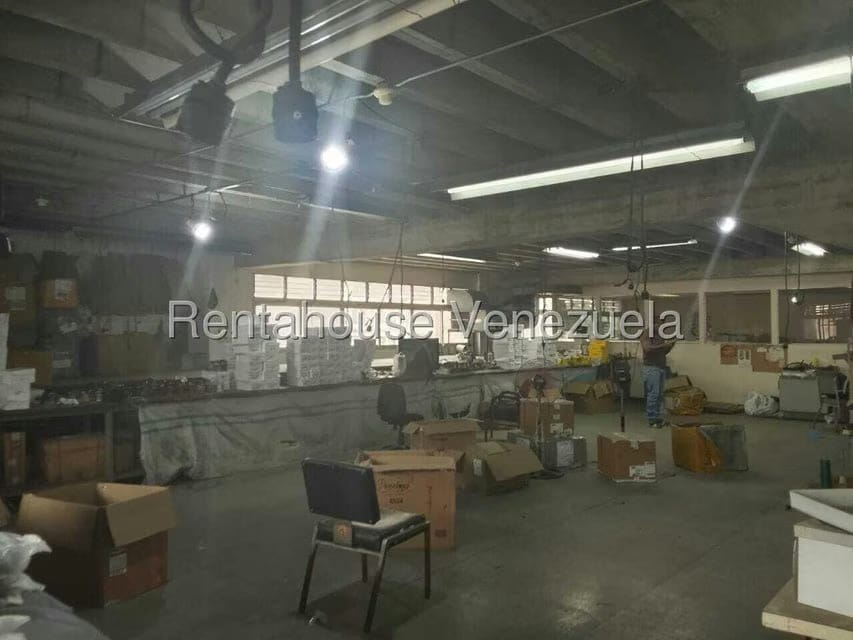 Comercial (Local Comercial) en Venta en Parroquia Altagracia, Distrito Metropolitano - 34