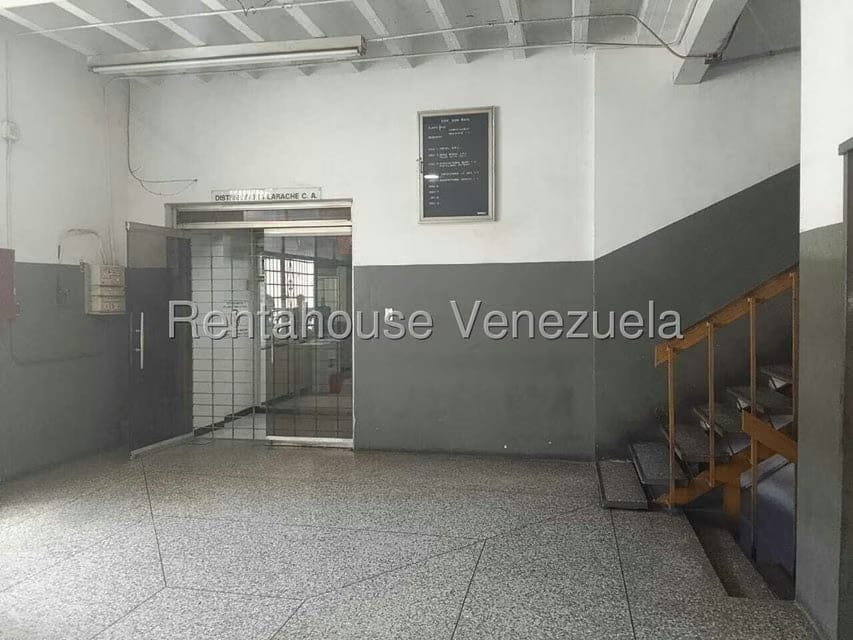 Comercial (Local Comercial) en Venta en Parroquia Altagracia, Distrito Metropolitano - 5