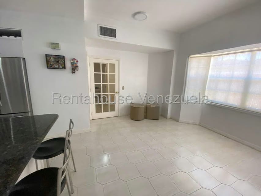 Casa (Contemporaneo) en Venta en Playa el Angel, Nueva Esparta - 12