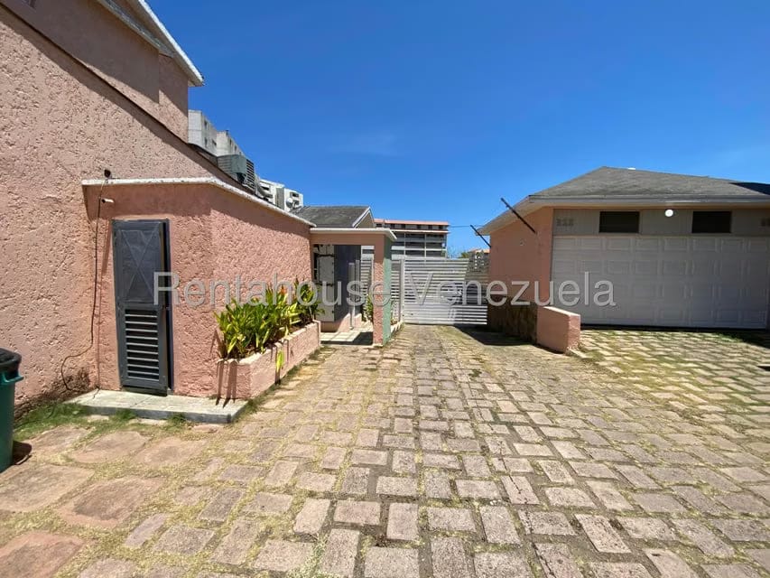 Casa (Contemporaneo) en Venta en Playa el Angel, Nueva Esparta - 3