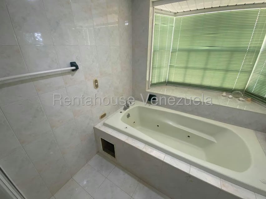 Casa (Contemporaneo) en Venta en Playa el Angel, Nueva Esparta - 29