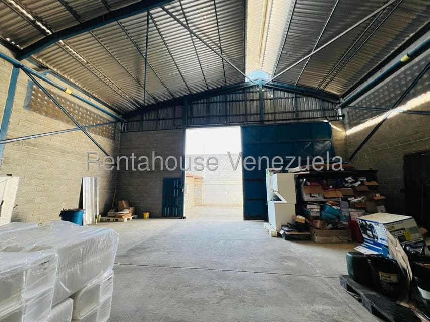 Comercial (Local Comercial) en Venta en Zona Industrial 3, Lara - 16