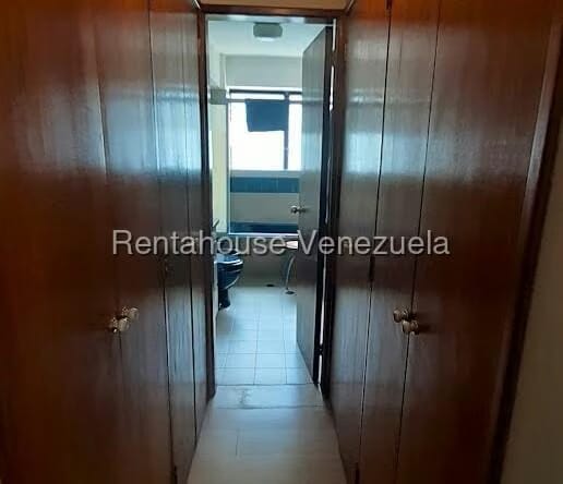 Apartamento (1 Nivel) en Venta en Las Esmeraldas, Distrito Metropolitano - 16