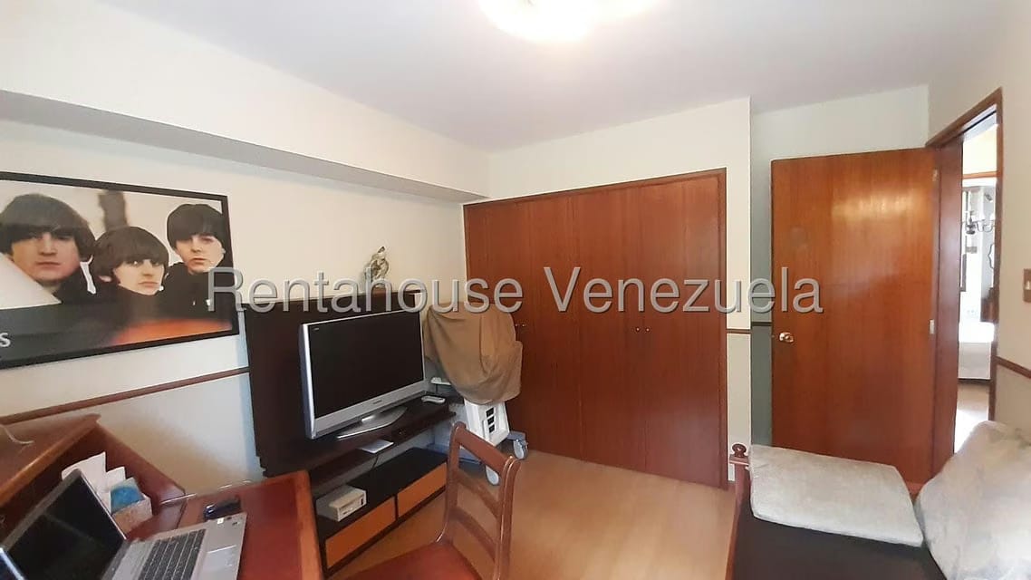 Apartamento (1 Nivel) en Venta en Las Esmeraldas, Distrito Metropolitano - 18