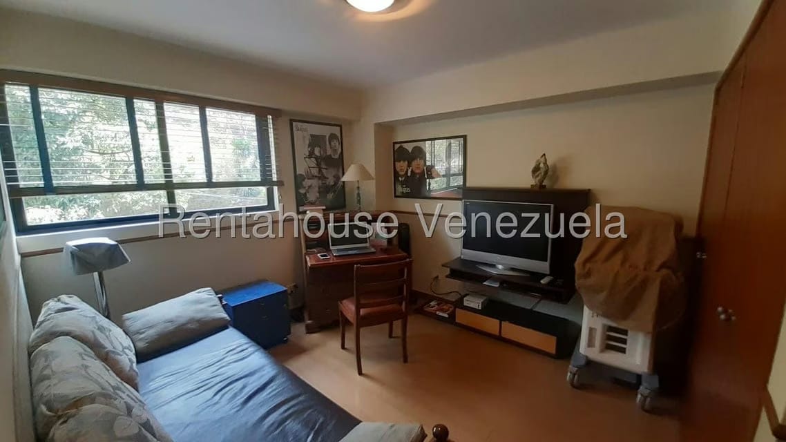Apartamento (1 Nivel) en Venta en Las Esmeraldas, Distrito Metropolitano - 19