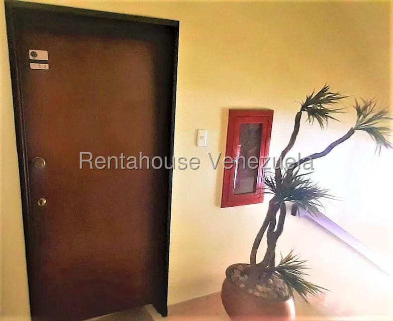 Apartamento (1 Nivel) en Venta en Las Esmeraldas, Distrito Metropolitano - 8