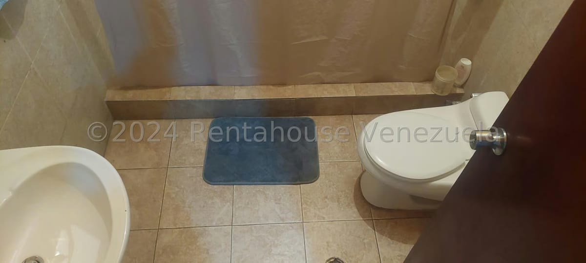 Casa (1 Nivel) en Venta en Guatire, Miranda - 11