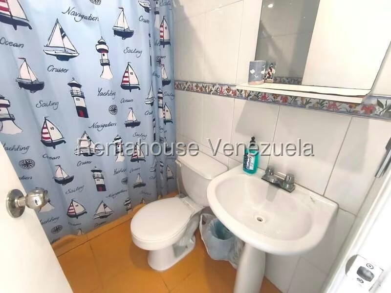 Townhouse (Duplex) en Venta en Flamingo, Falcon - 12