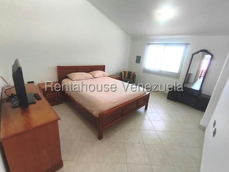 Townhouse (Duplex) en Venta en Flamingo, Falcon - 14