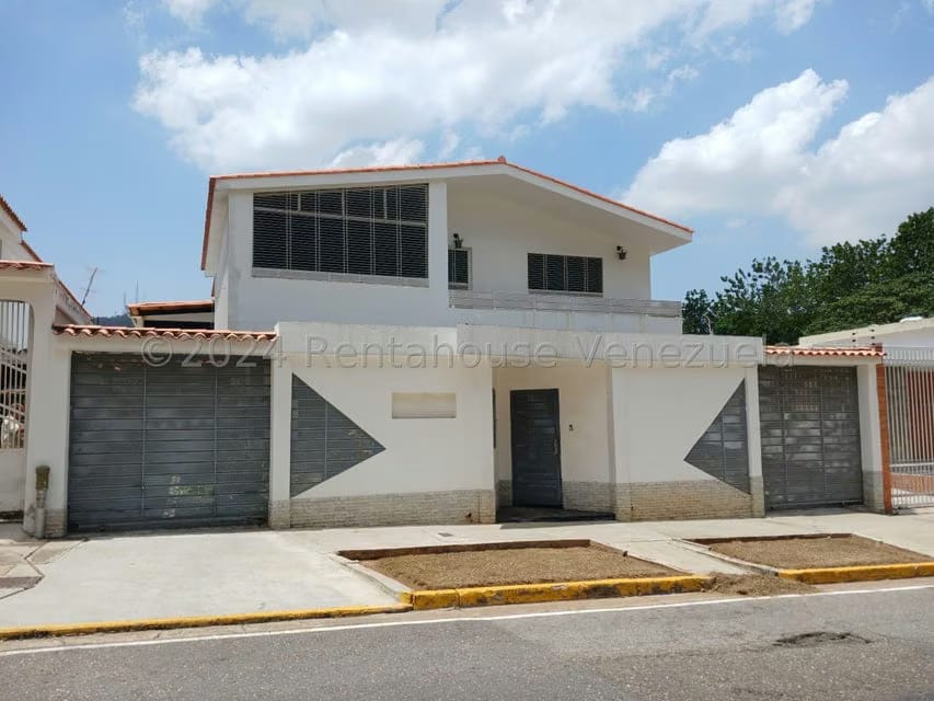 Casa (Duplex) en Venta en Trigal Centro, Carabobo