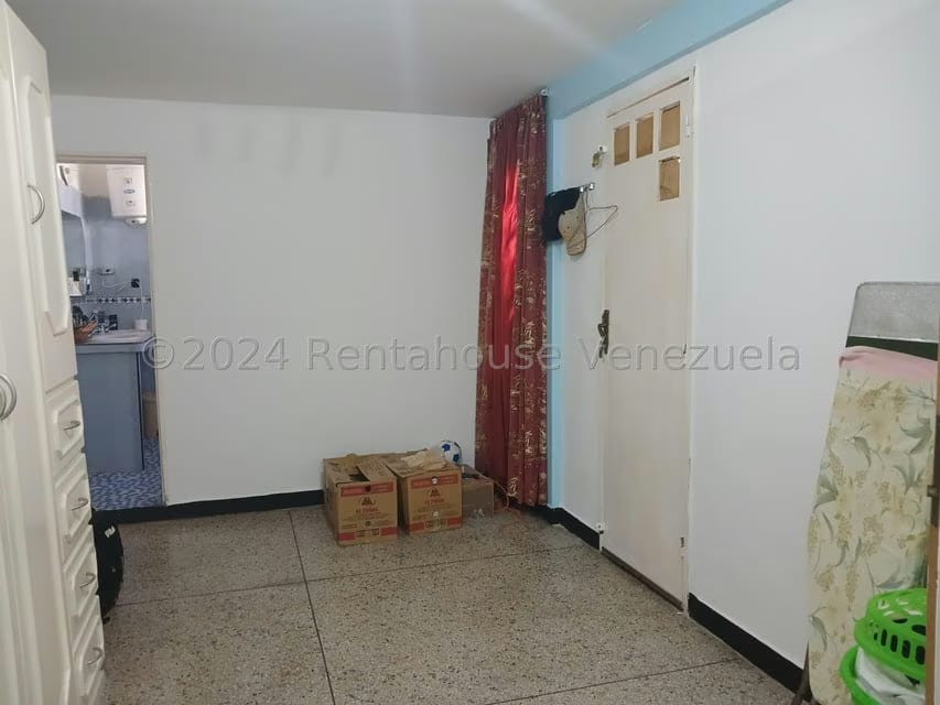 Casa (Duplex) en Venta en Trigal Centro, Carabobo - 24