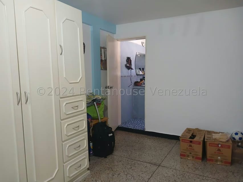 Casa (Duplex) en Venta en Trigal Centro, Carabobo - 25