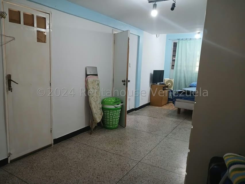 Casa (Duplex) en Venta en Trigal Centro, Carabobo - 26