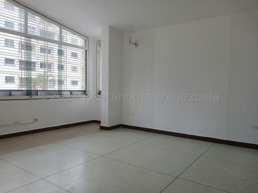 Casa (Duplex) en Venta en Trigal Centro, Carabobo - 37