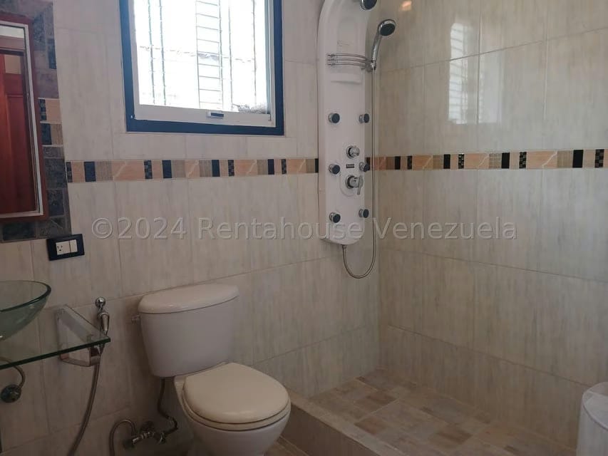 Casa (Duplex) en Venta en Trigal Centro, Carabobo - 42