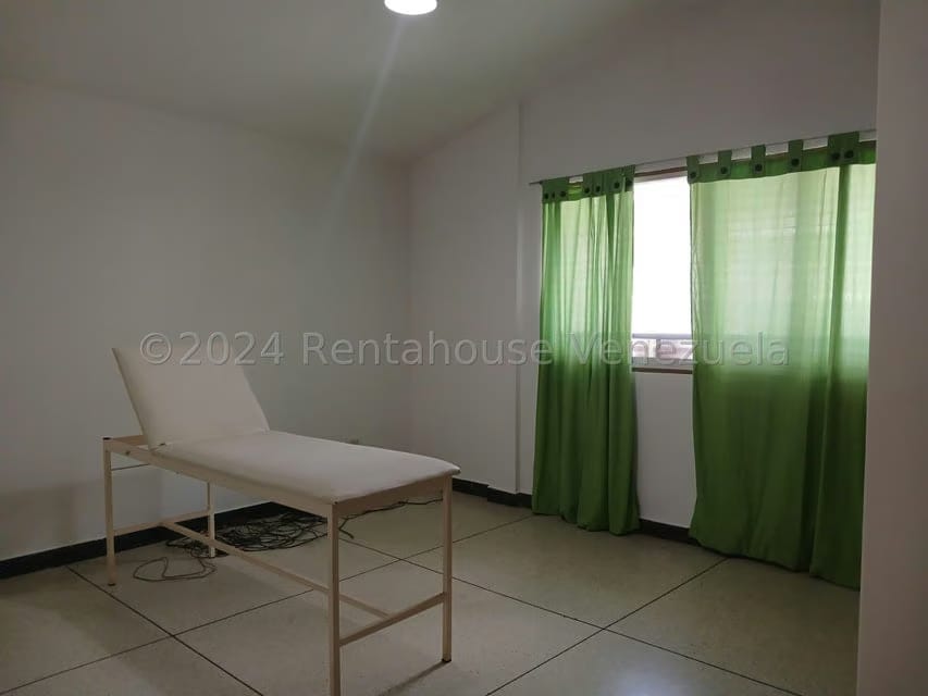 Casa (Duplex) en Venta en Trigal Centro, Carabobo - 46