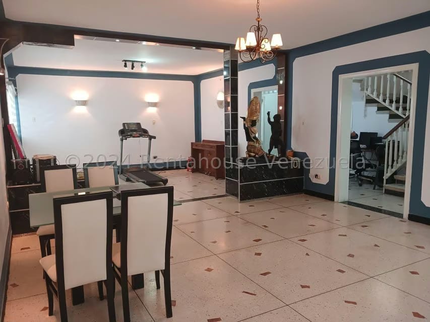 Casa (Duplex) en Venta en Trigal Centro, Carabobo - 10